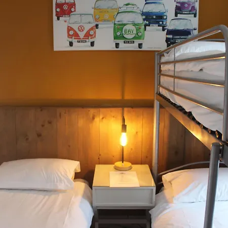 Elemental Surf Hotel *